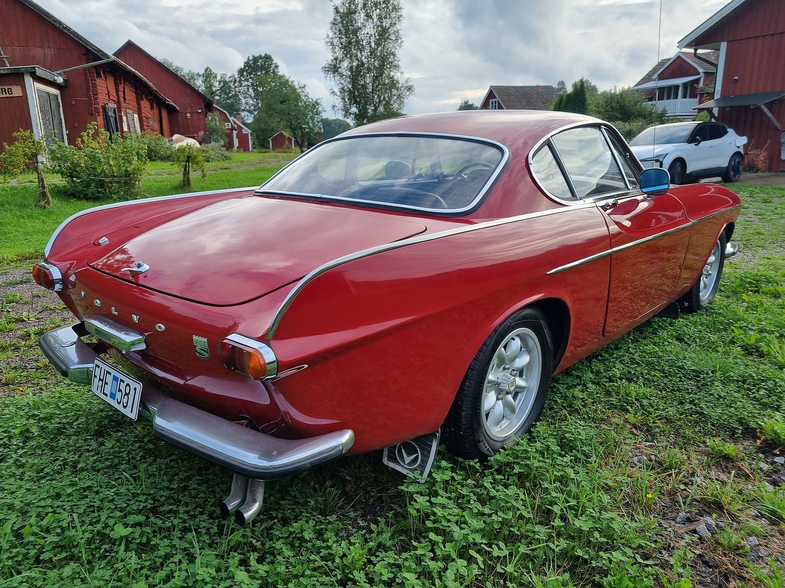 Exteriörbild på 1968 Volvo P1800S