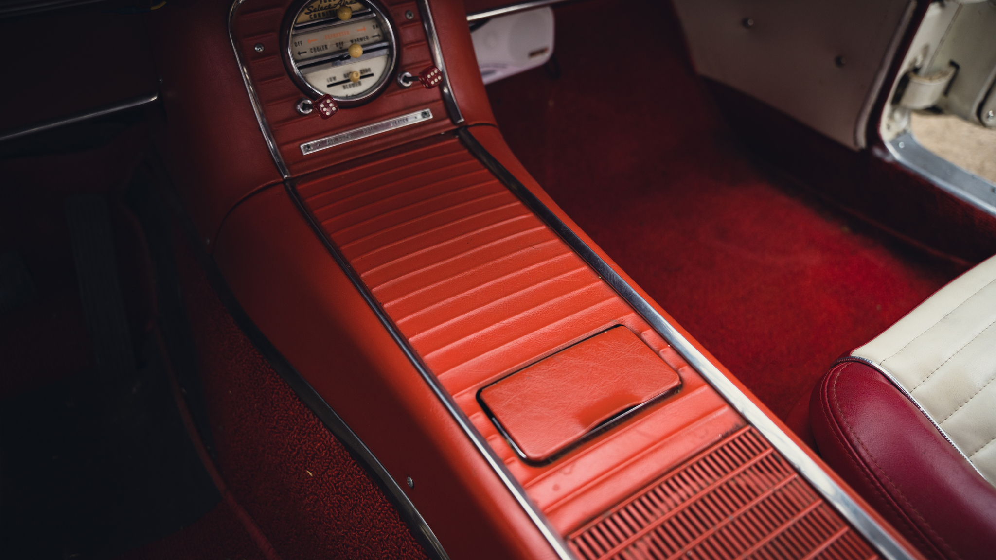 Innenraumfoto von 1959 Ford Thunderbird hardtop