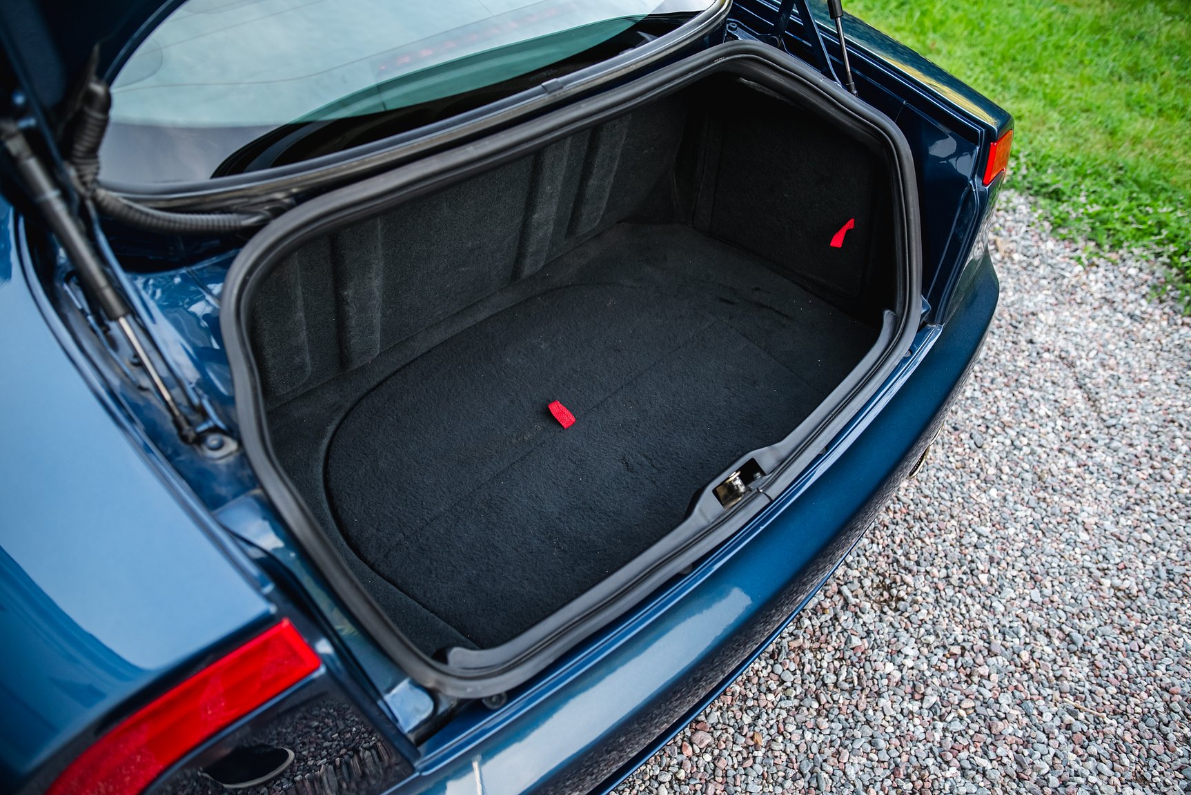 Interior image of 2000 Maserati 3200 GT