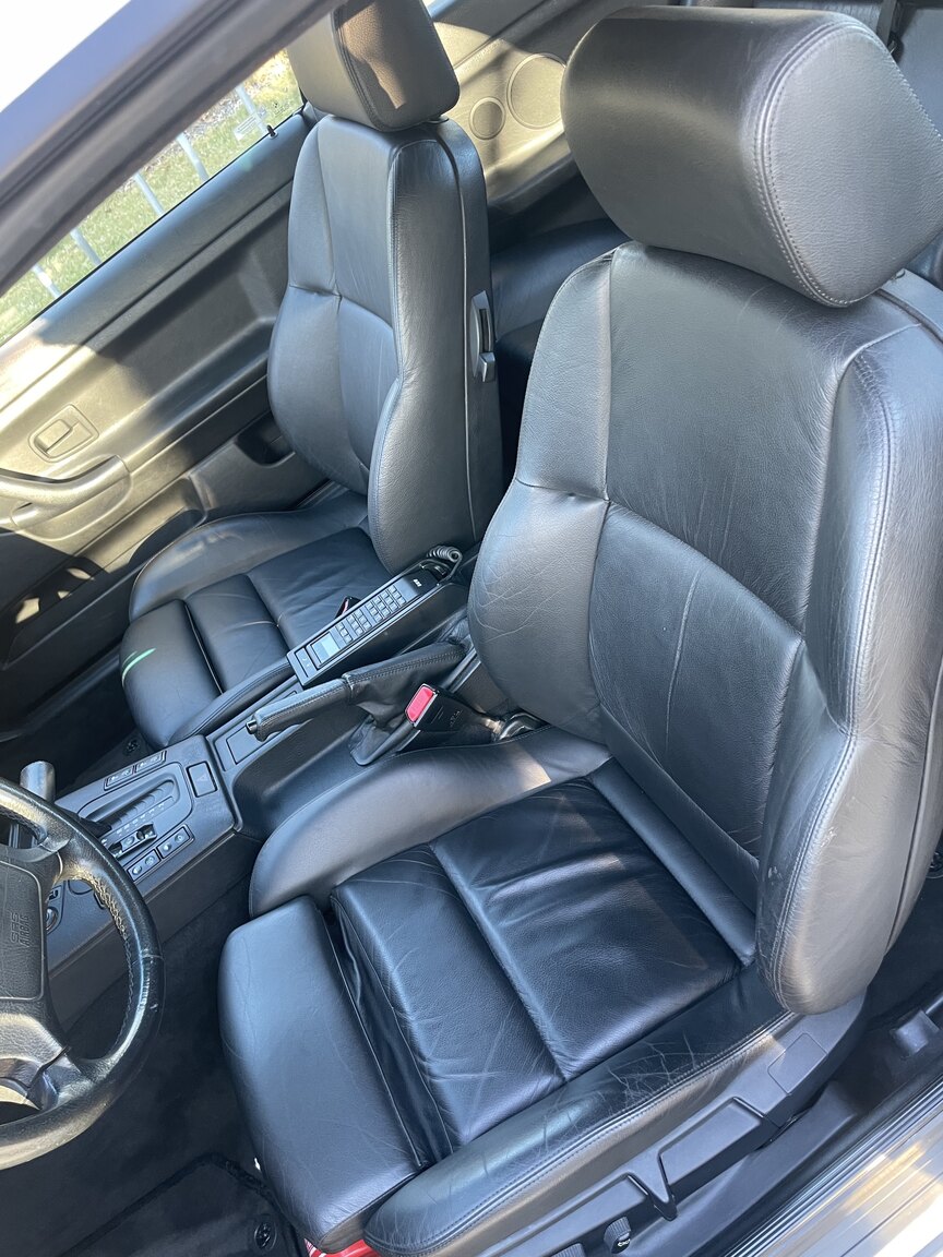 Interior image of 1995 BMW 328 iA Convertible