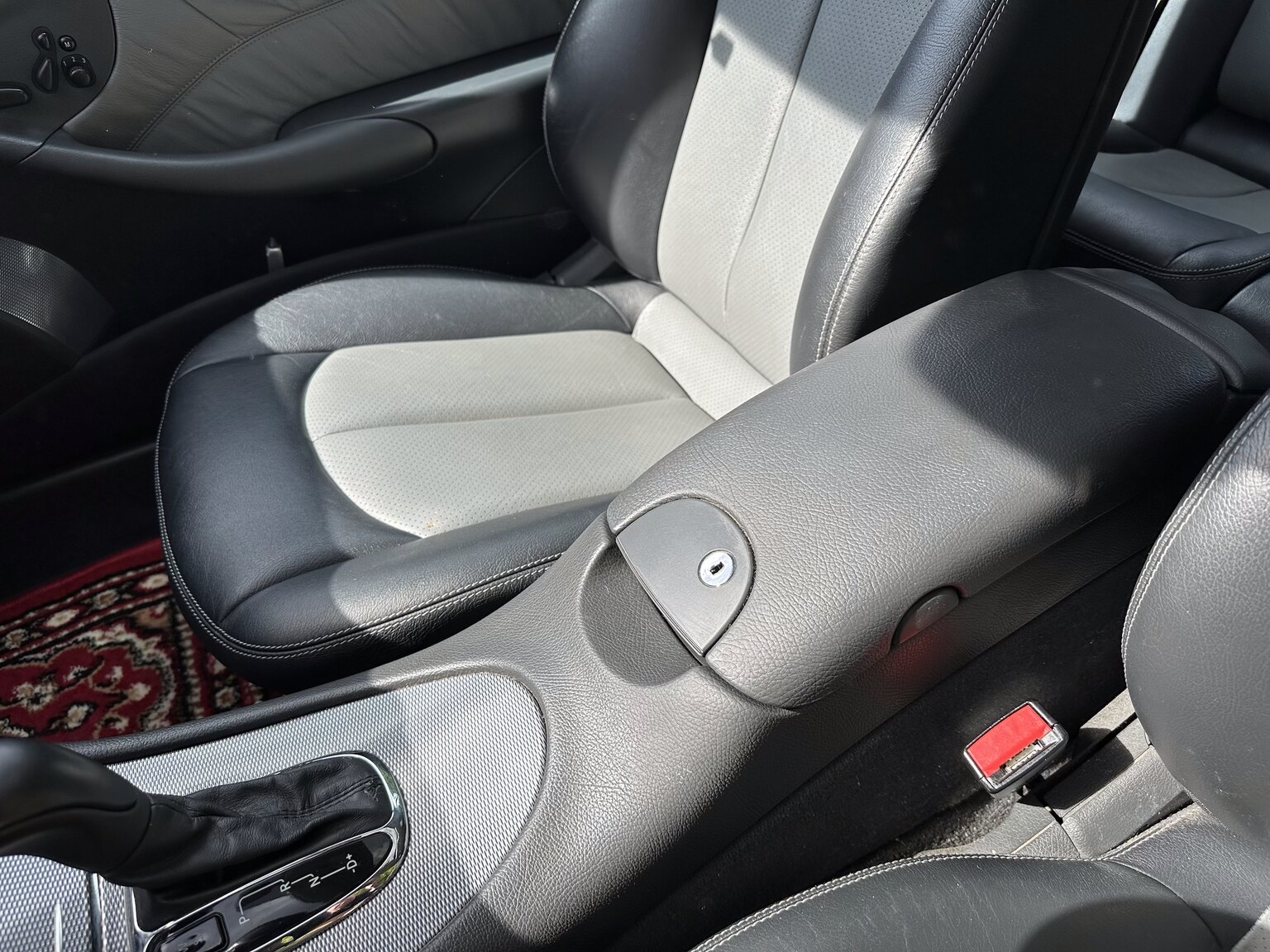 Interiörbild 2003 Mercedes CLK 500