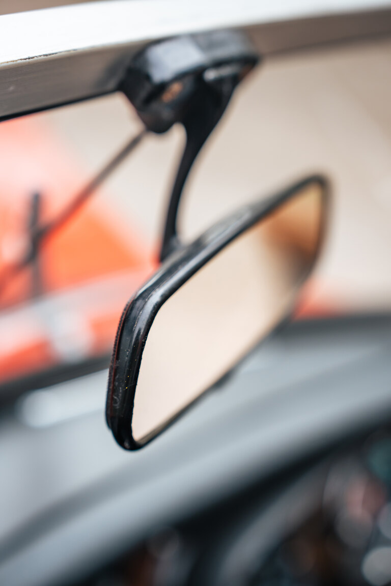 Interior image of 1973 MG MGB Roadster (56)
