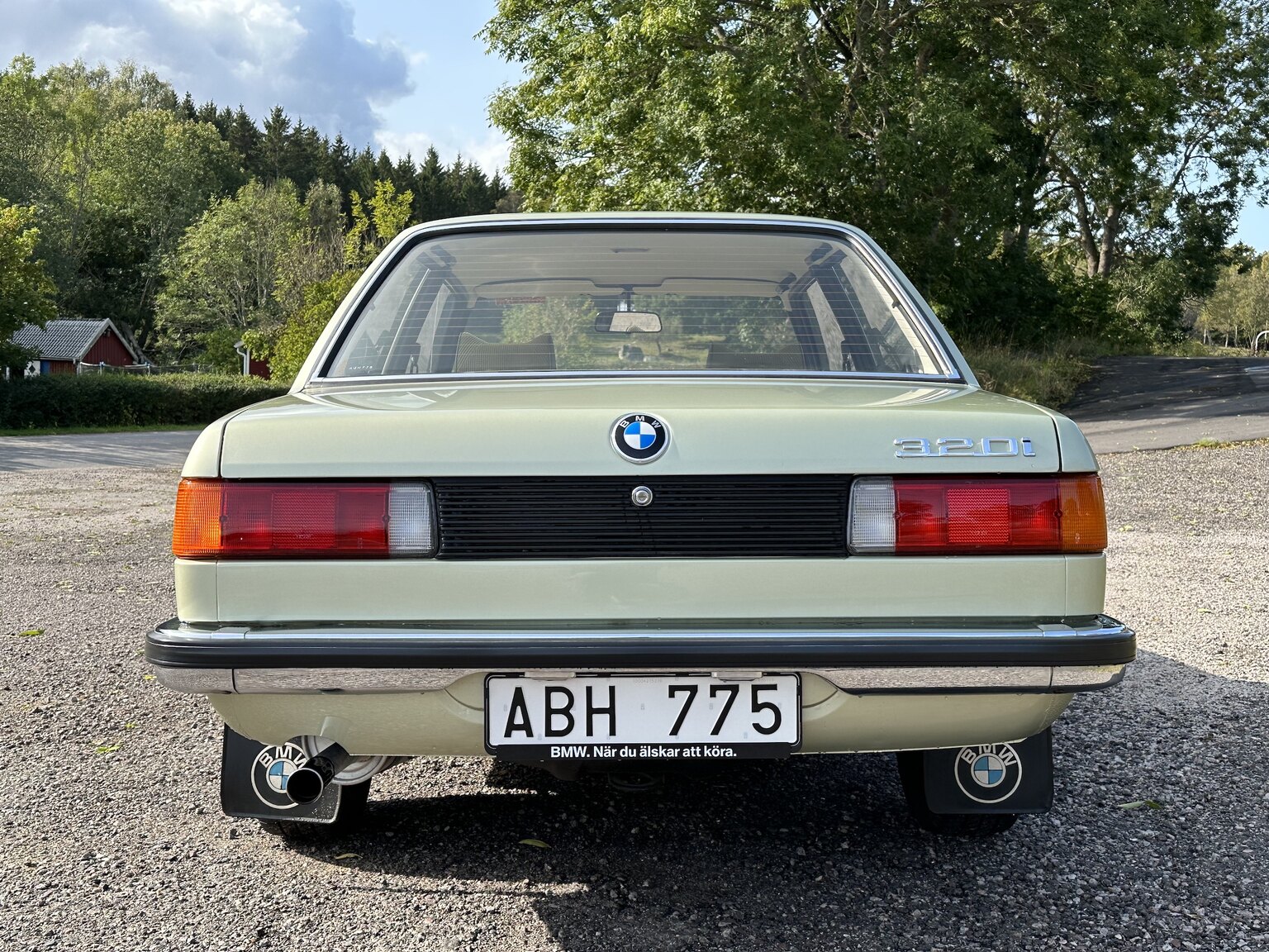 Aussenfoto 1980 BMW 320i E21