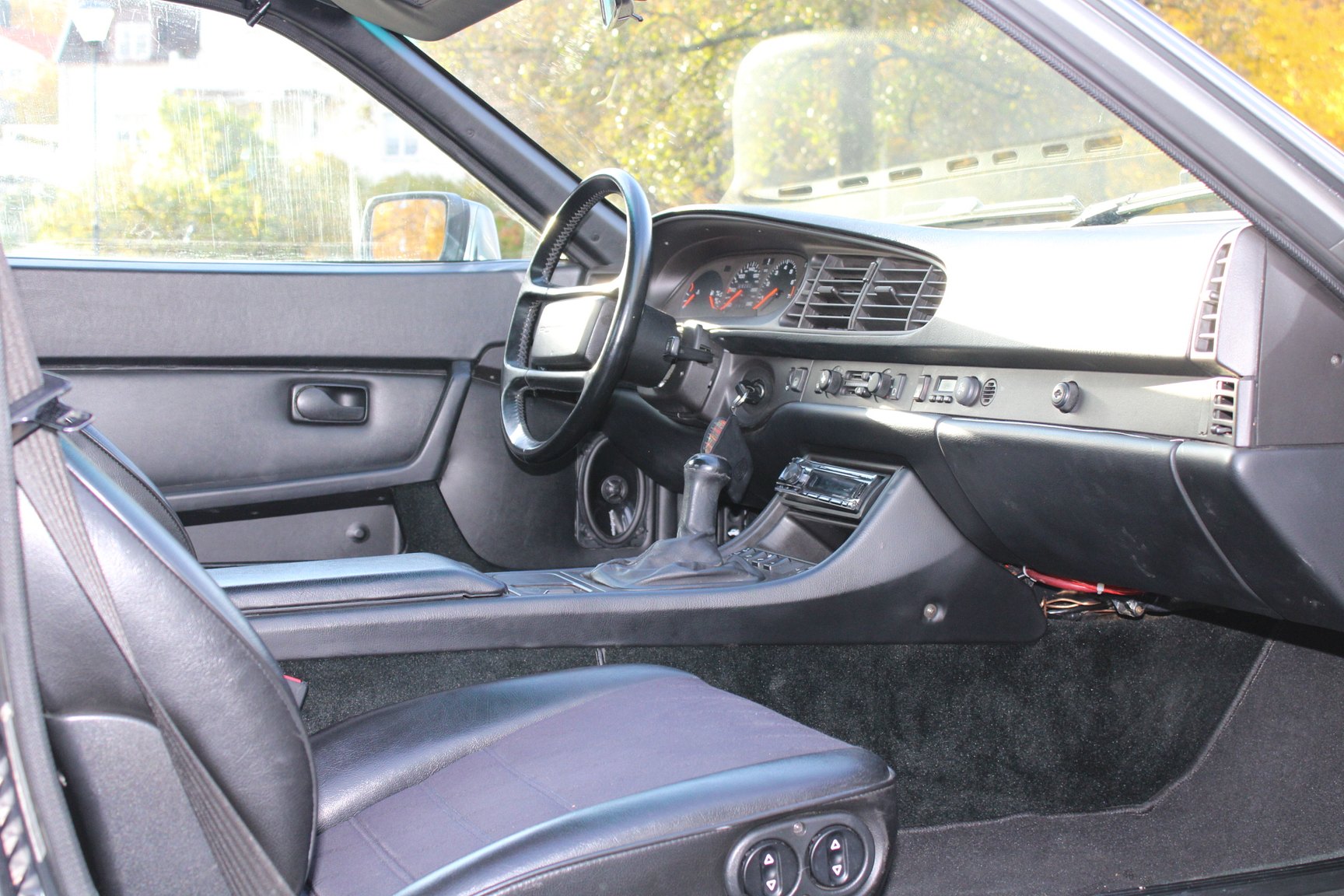 Innenraumfoto von 1991 PORSCHE 944 S2