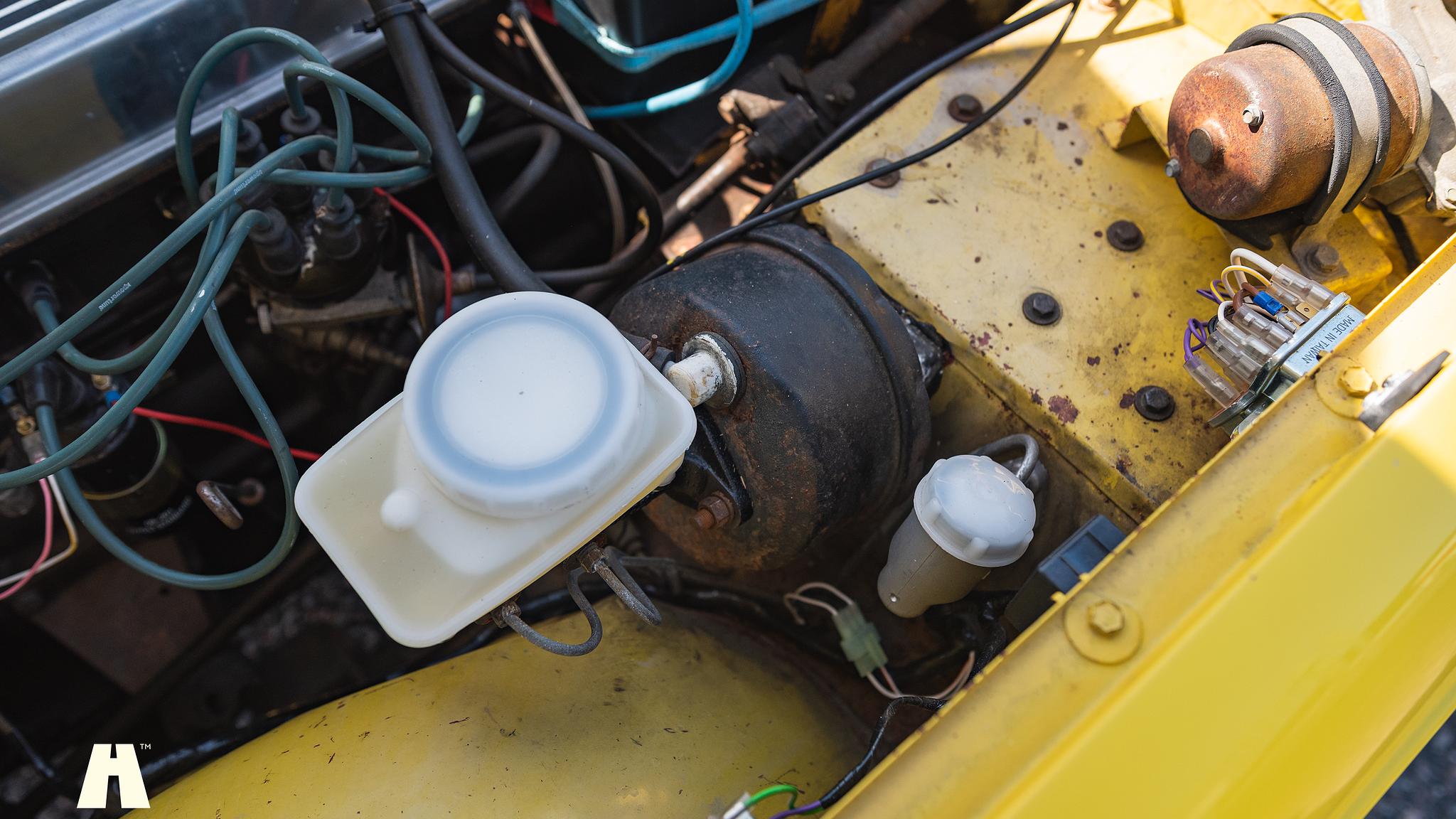 Image of 1974 Triumph TR6 (17) mechanics