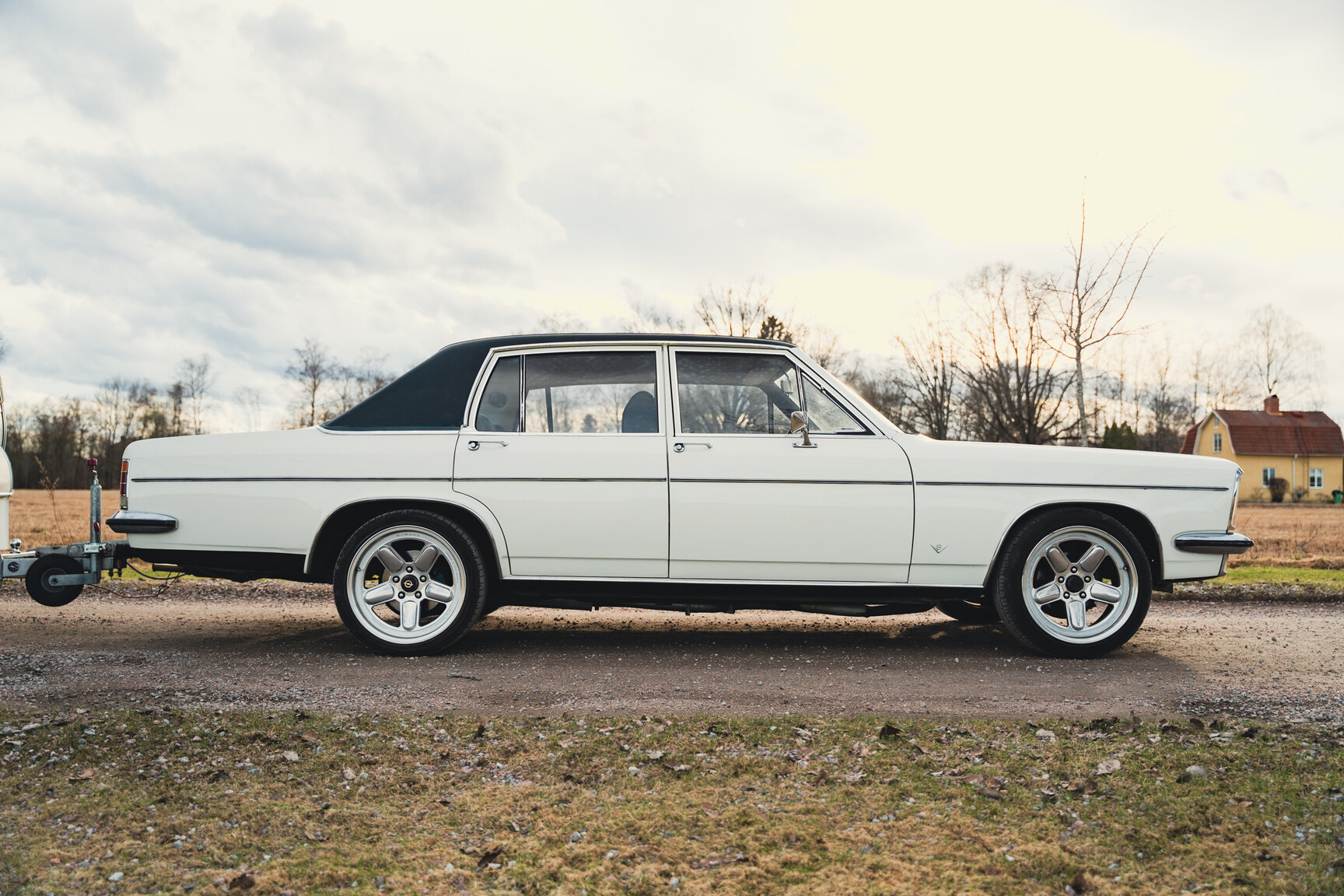 Exterior image of 1973 Opel Diplomat V8
