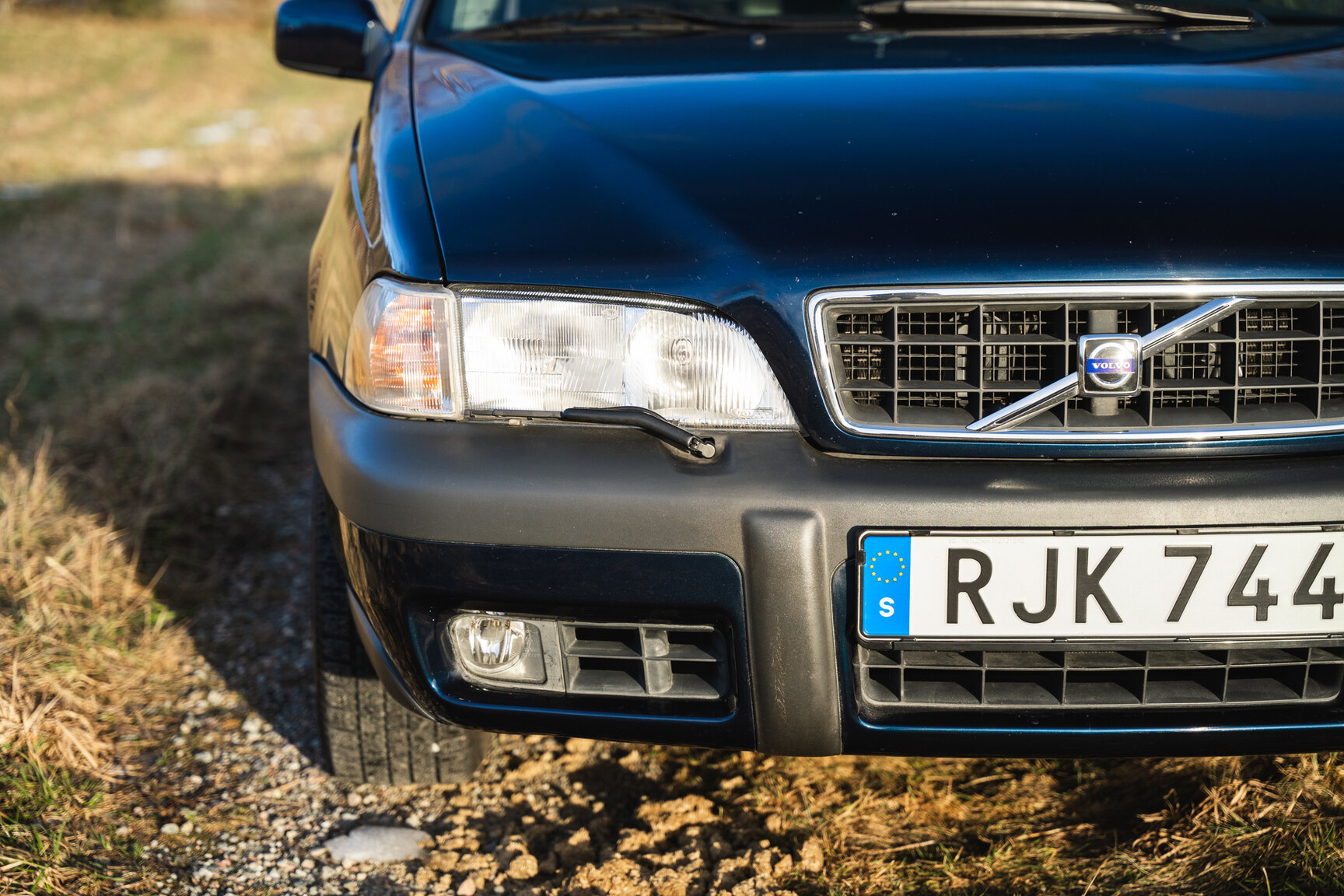 Exteriörbild på 2000 Volvo V70 XC