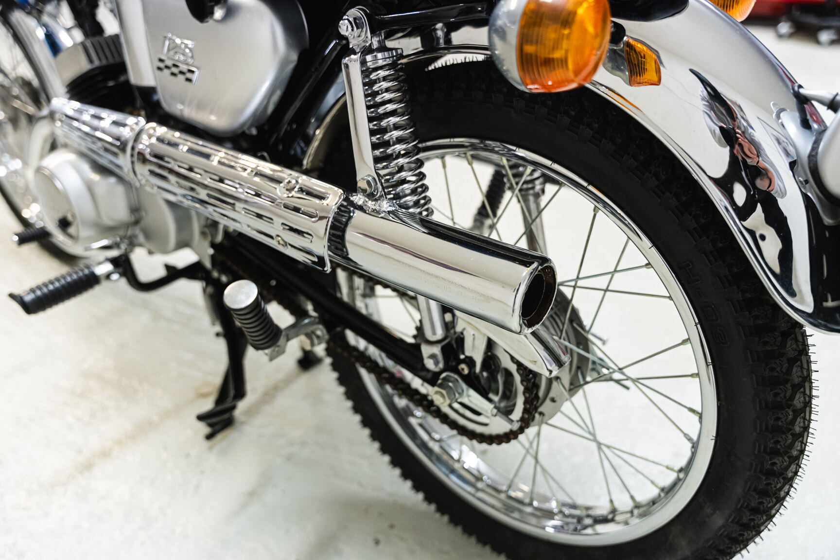 Image of 1969 Yamaha AS1C mechanics