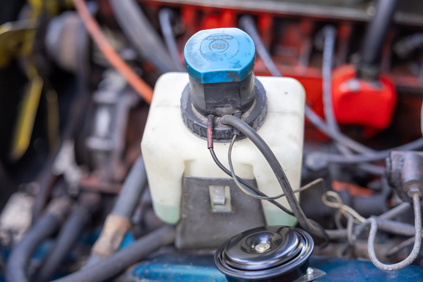 Image of 1973 Volvo 164E (13) mechanics