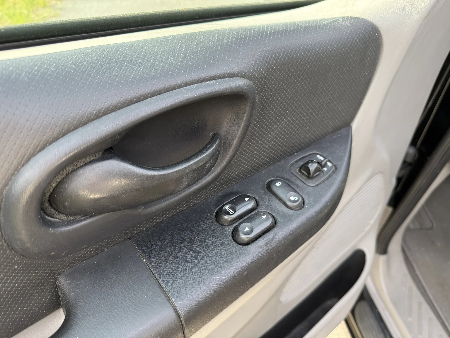 Interiörbild 2002 Ford F-150 SVT Lightning (5)