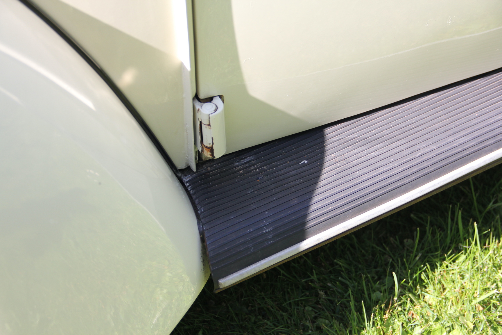 Aussenfoto 1974 Volkswagen Beetle 1303 S (60)