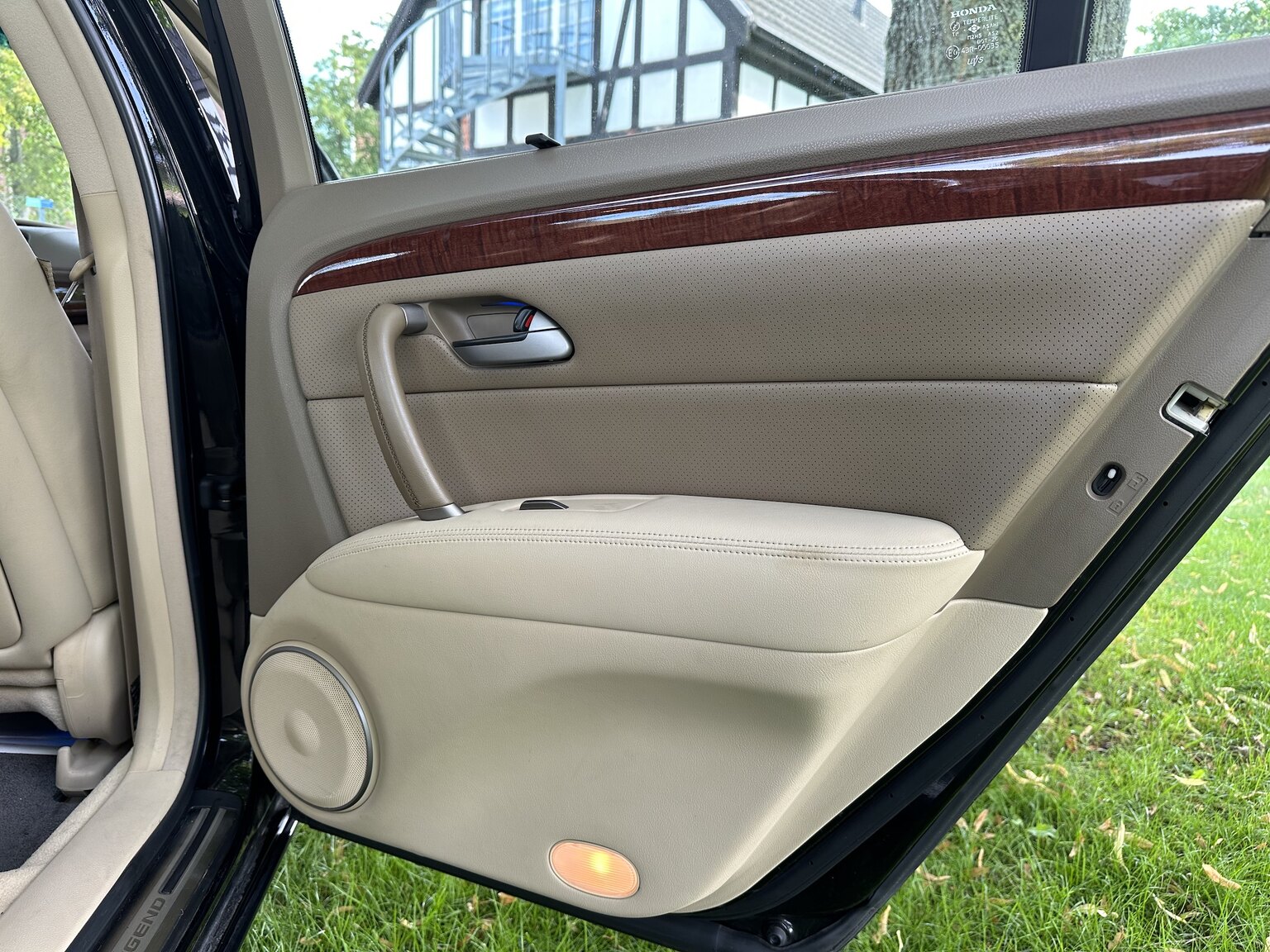 Interiörbild 2007 Honda Legend (20)