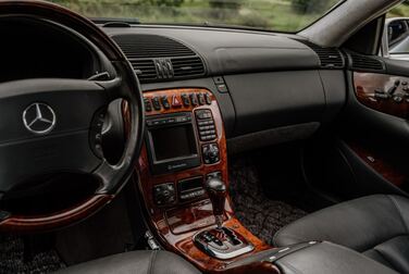 Interior image of 2002 Mercedes-Benz CL 600