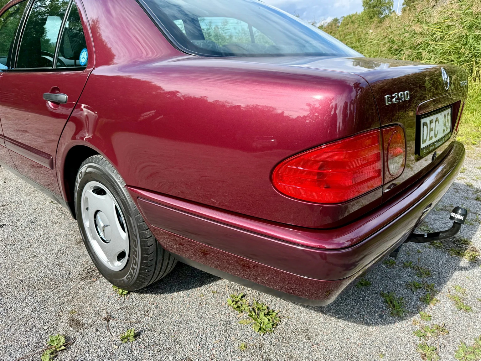 Exteriörbild på 1997 Mercedes-Benz E 290 TD (51)