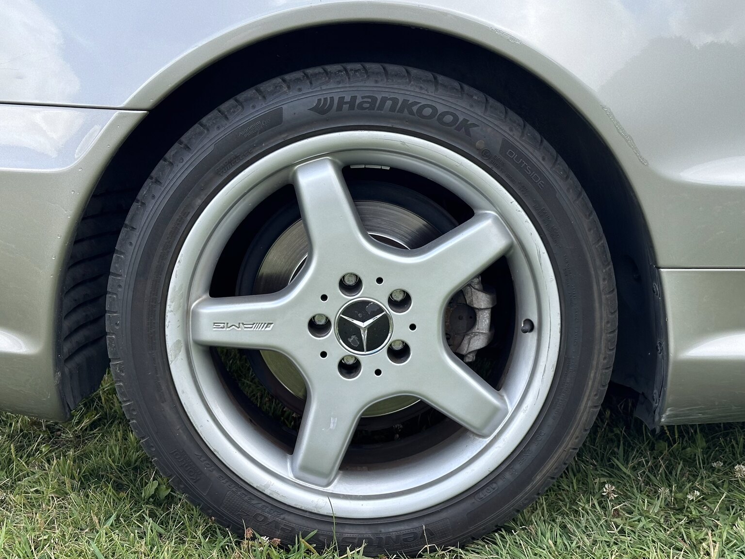Exteriörbild på 2003 Mercedes Benz SL 500