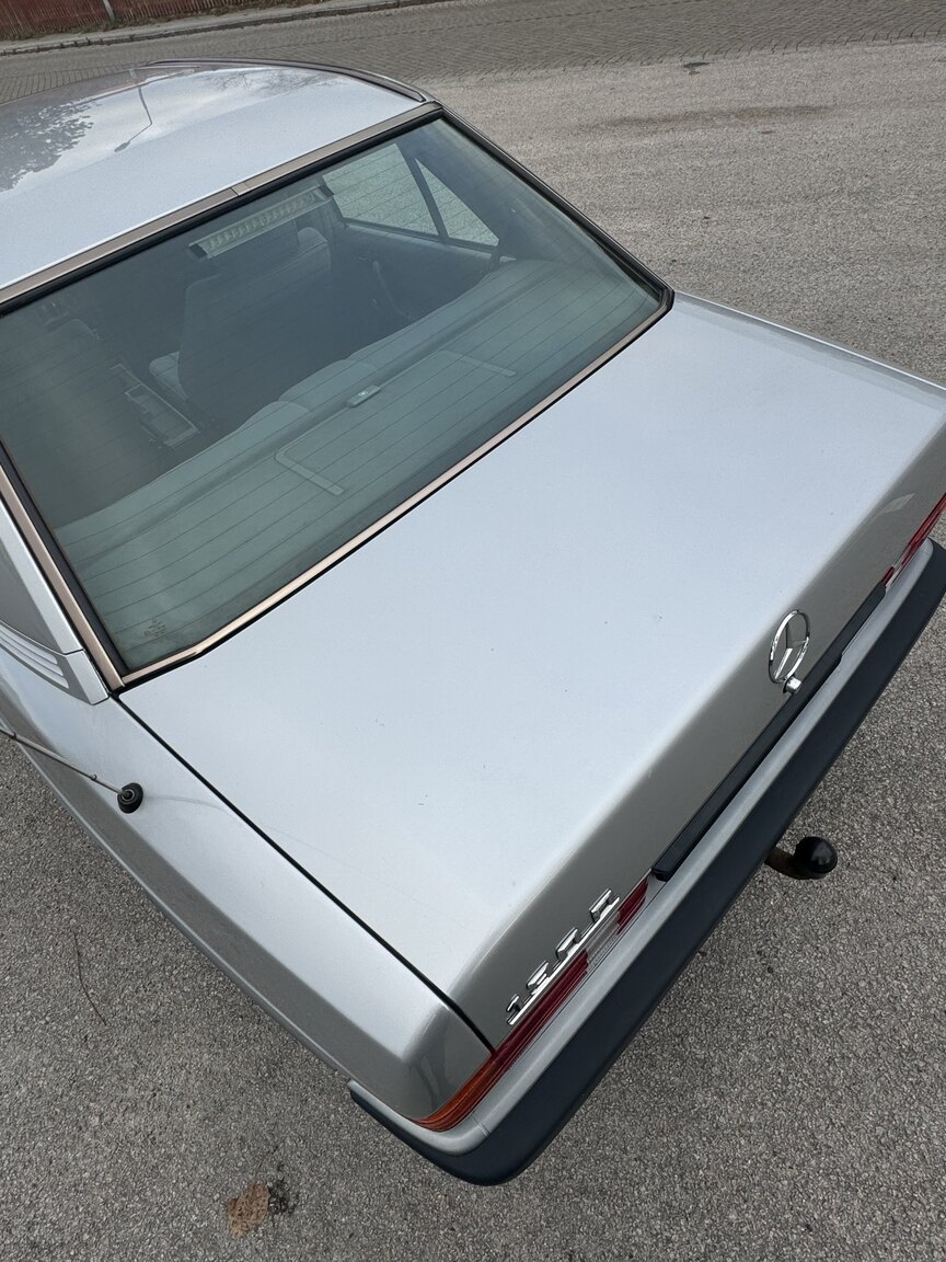 Aussenfoto 1992 Mercedes-Benz 190 D