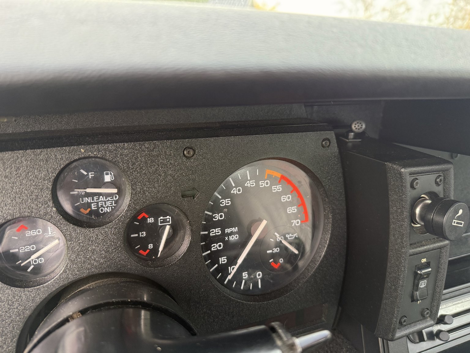 Interiörbild 1985 Chevrolet Camaro IROC-Z – NO RESERVE