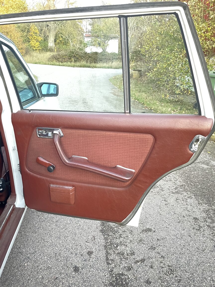 Interiörbild 1983 Mercedes-Benz 300 TDT