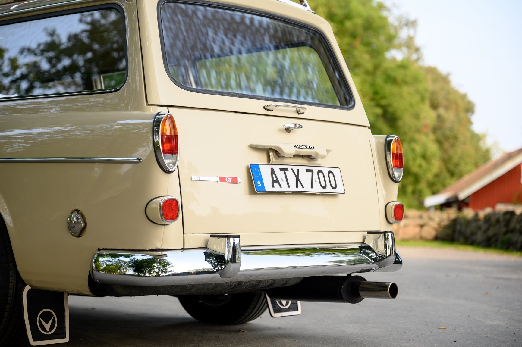 Exterior image of 1968 Amazon Herrgårdsvagn