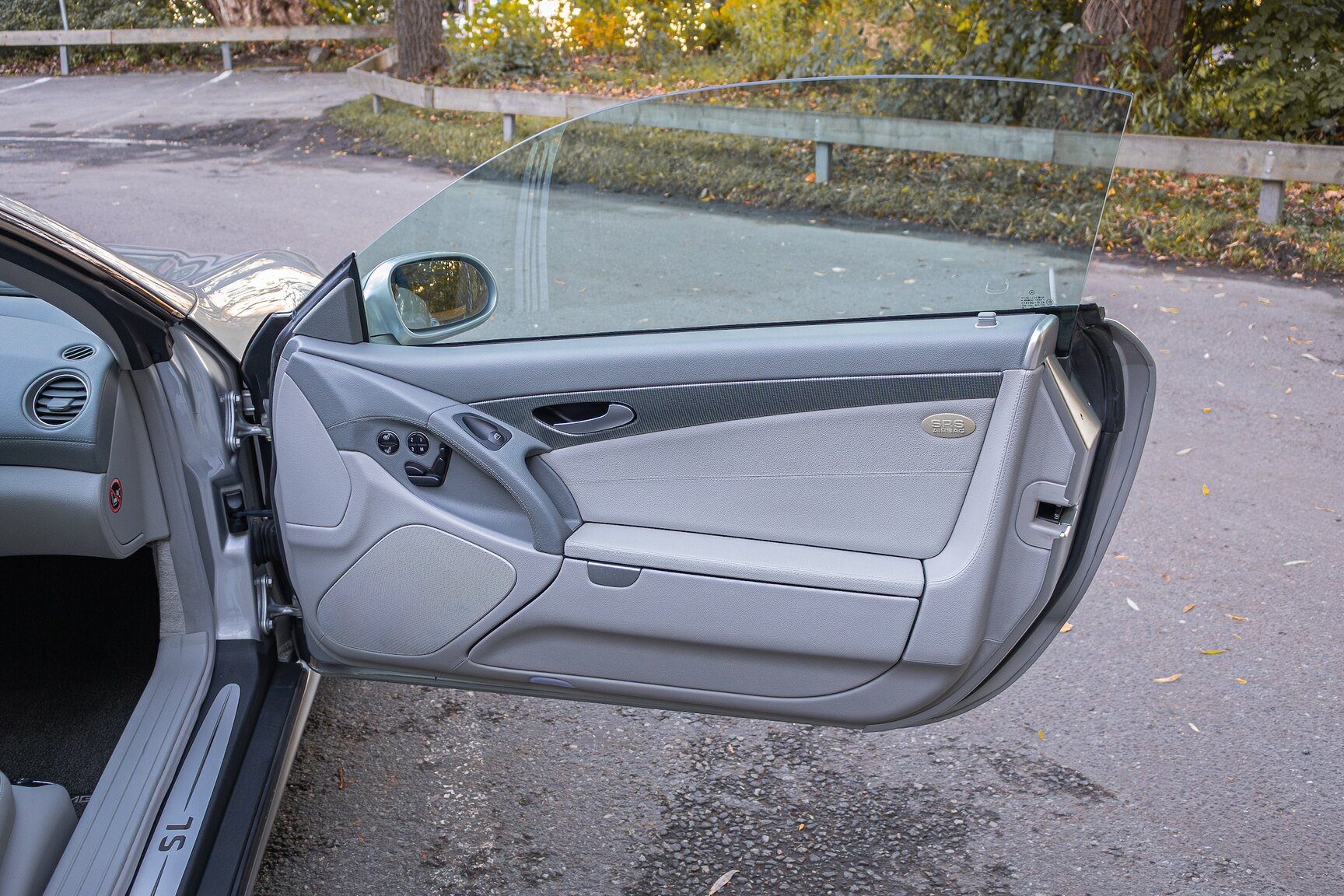 Interiörbild 2002 Mercedes-Benz SL 500