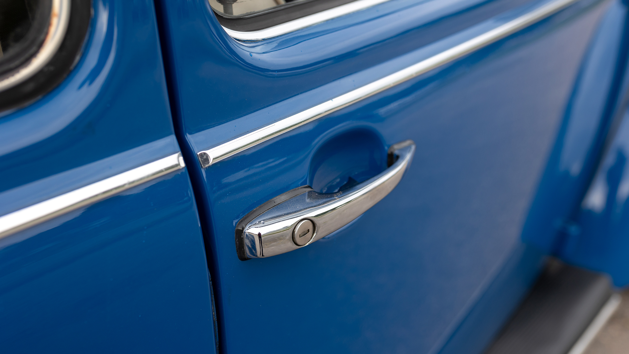 Exterior image of 1973 Volkswagen Beetle 1303S 1600 (31)