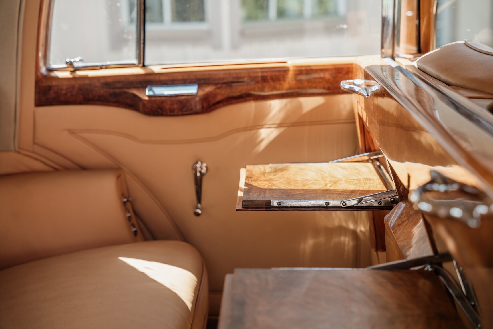 Interior image of 1949 Rolls Royce Silver Wraith