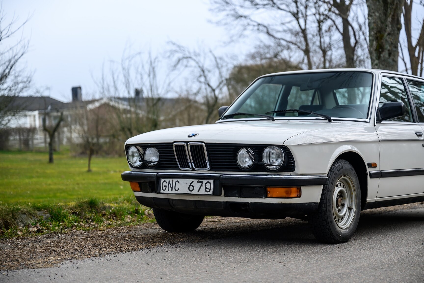 Aussenfoto 1986 BMW 520i