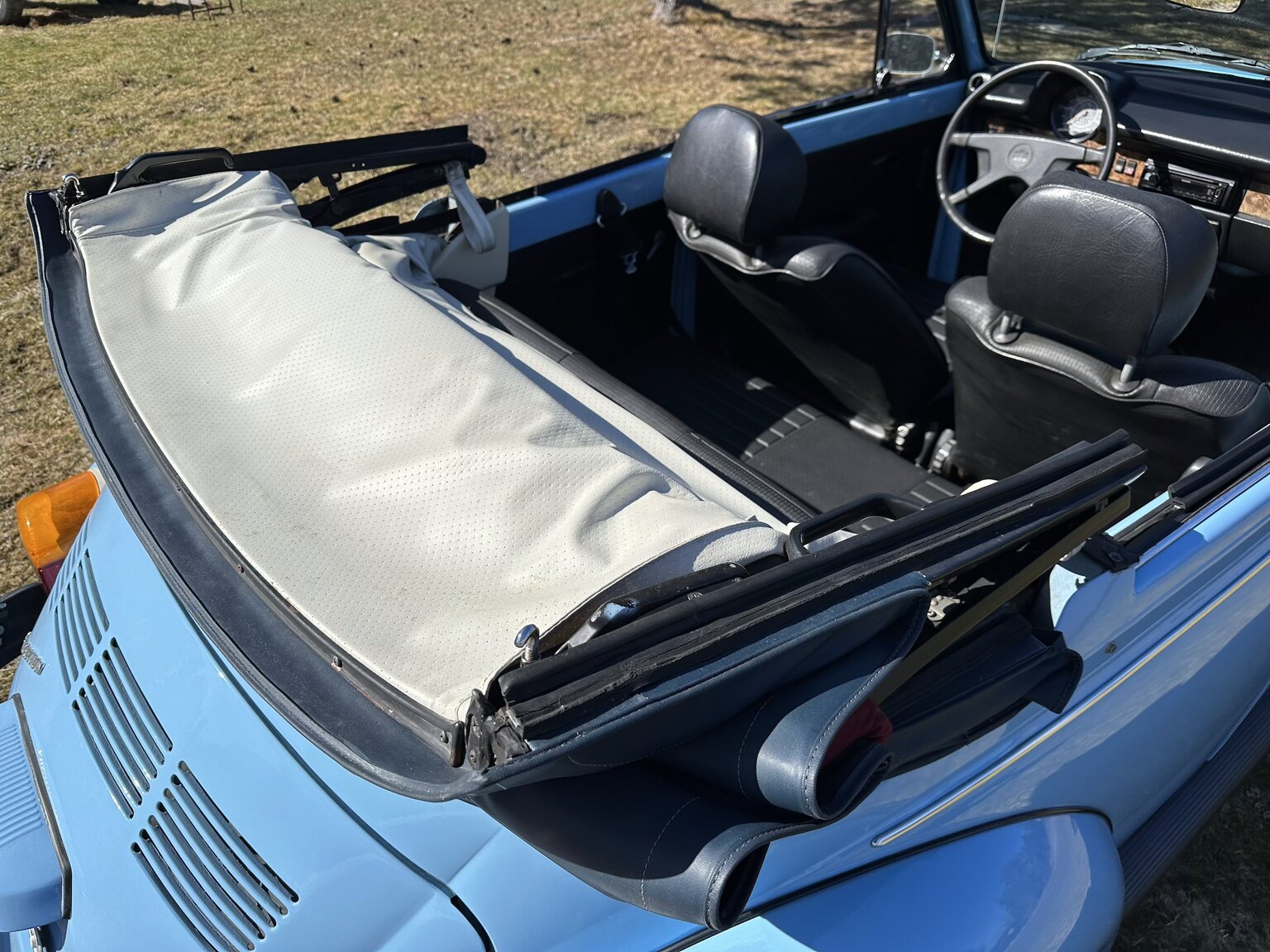 Exteriörbild på 1979 Volkswagen Beetle 1303 Käfer (62)