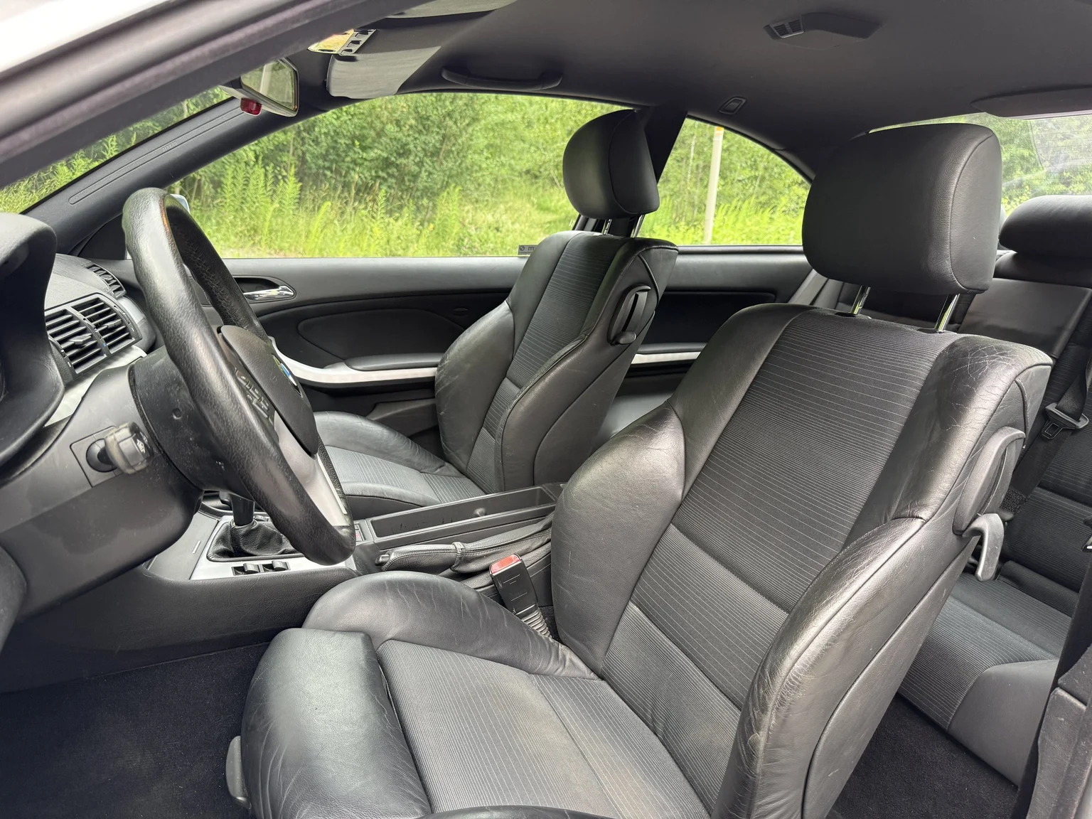 Interiörbild 2005 BMW 320Ci (10)