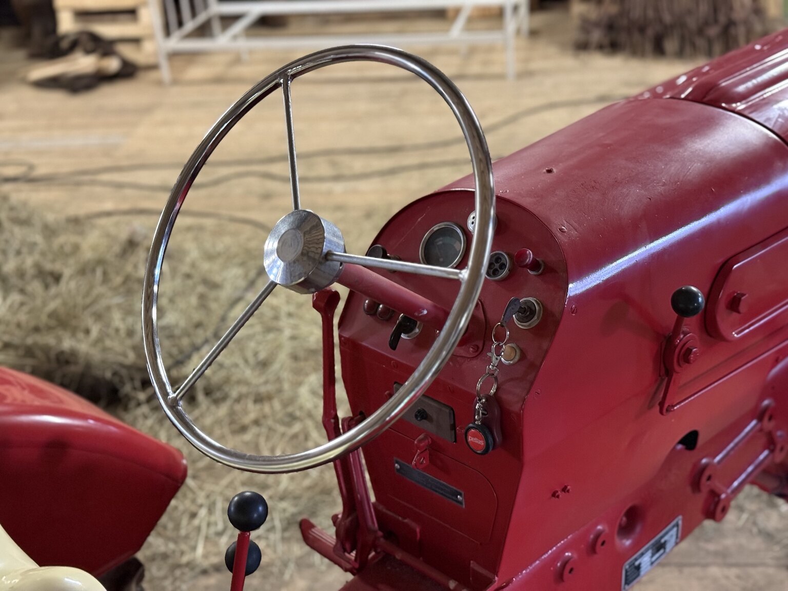 Exterior image of 1958 Porsche Junior Diesel