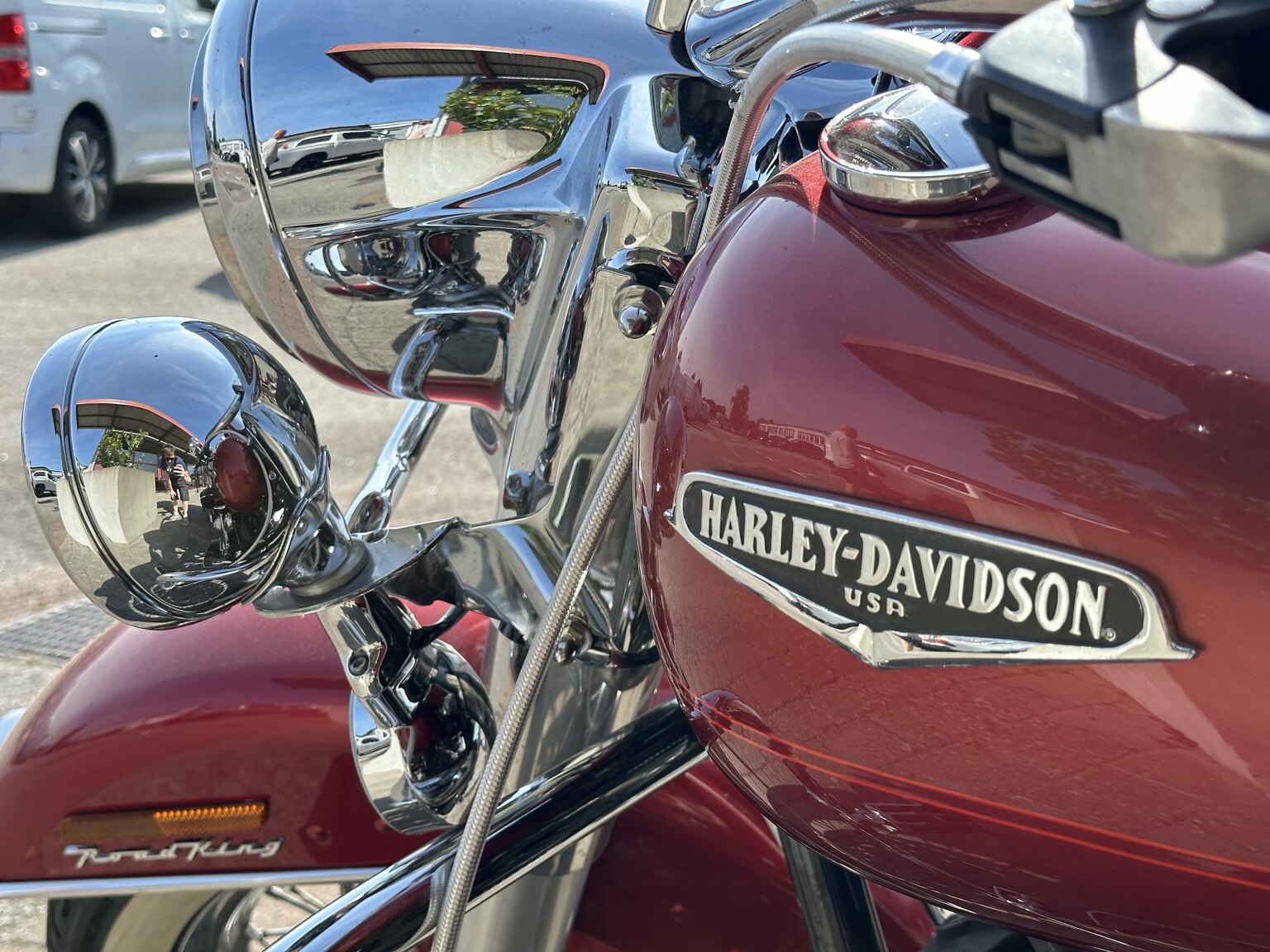 Exteriörbild på 2005 Harley-Davidson Road King Classic