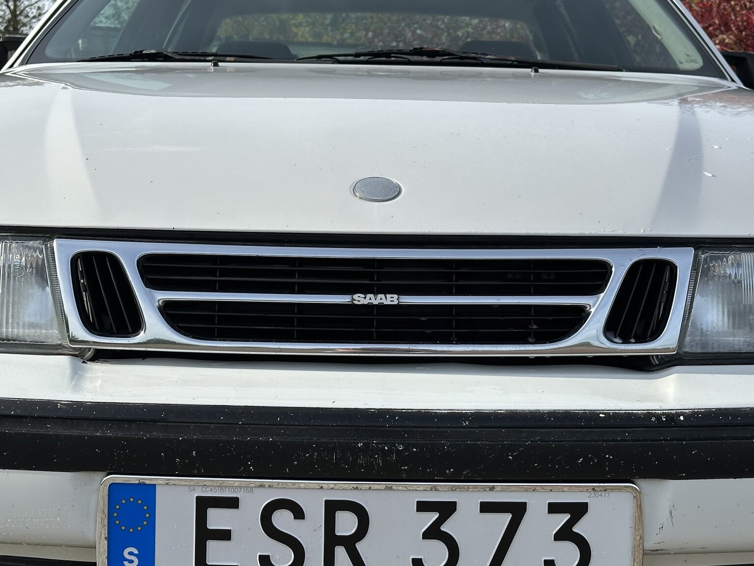 Exterior image of 1996 SAAB 9000