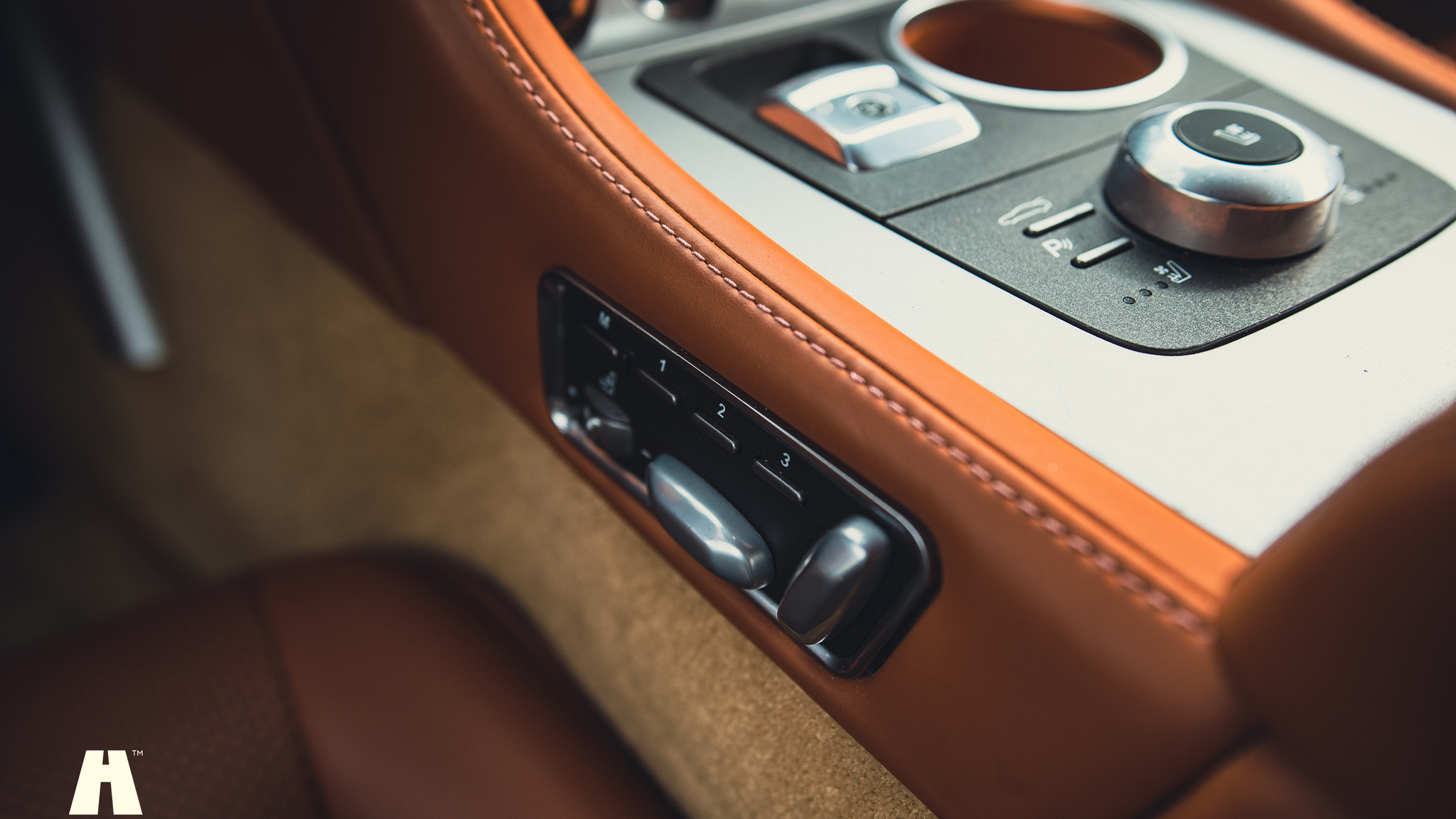 Interiörbild 2014 Aston Martin Rapide S