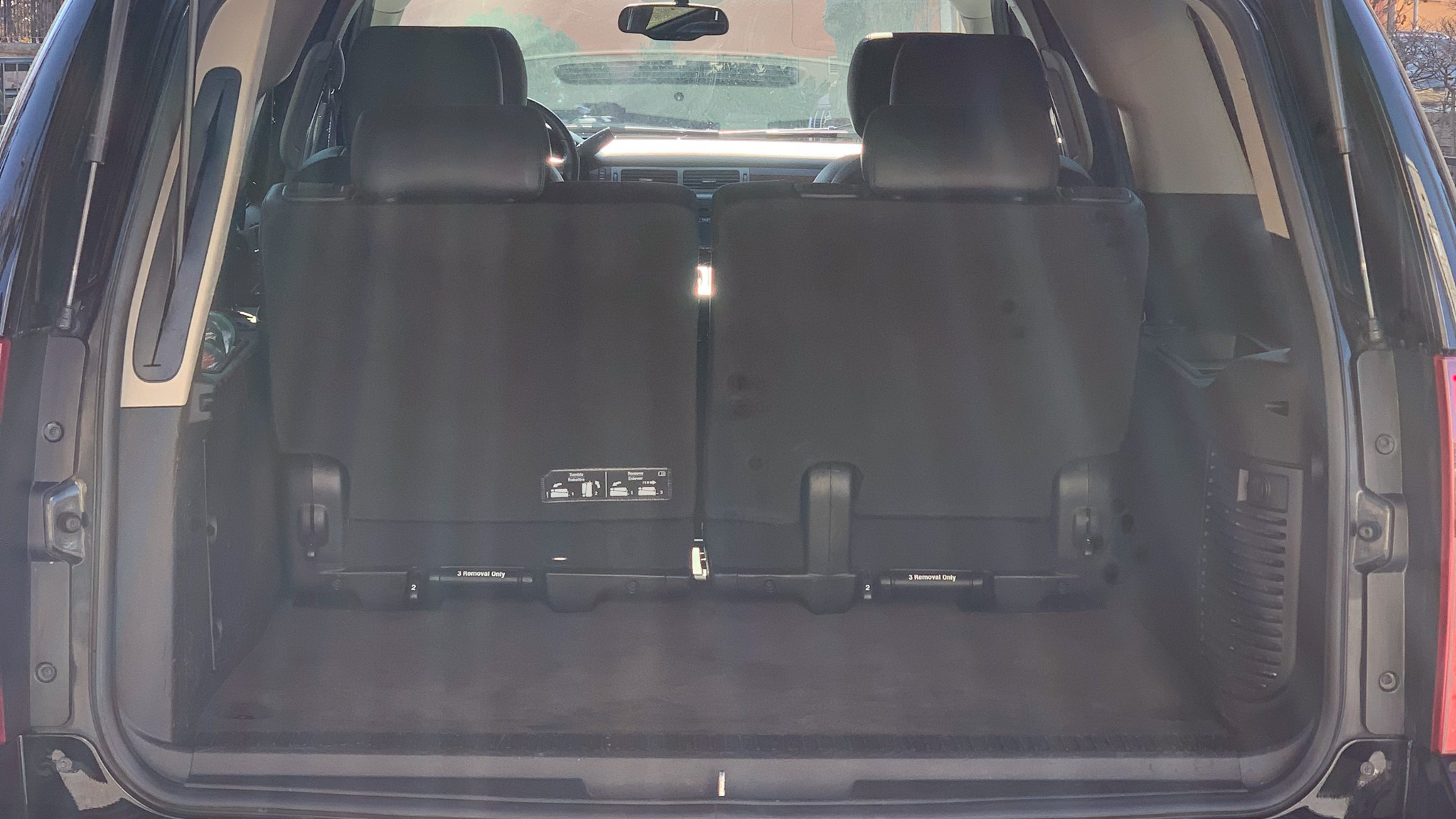 Interiörbild 2011 Chevrolet Suburban
