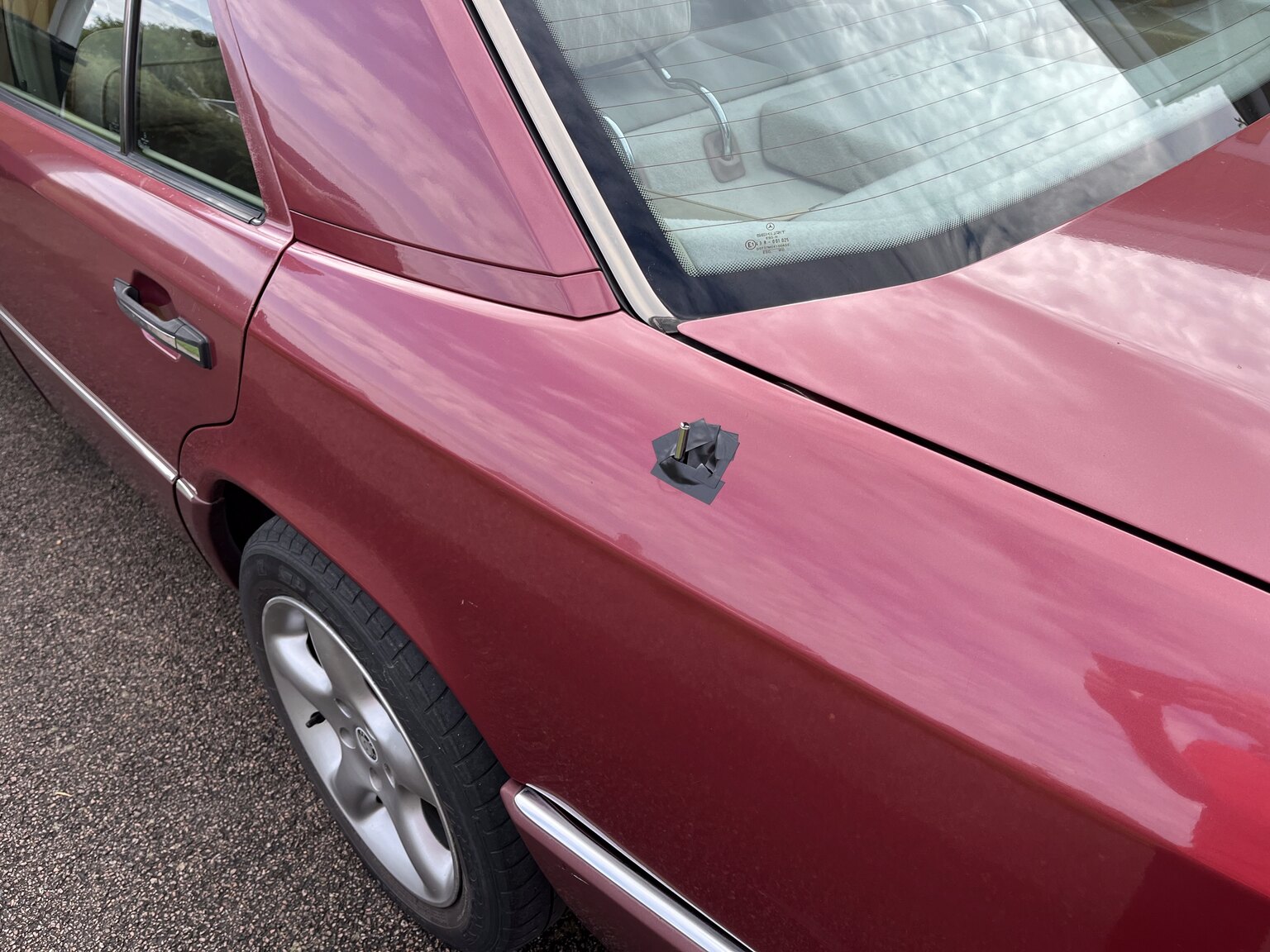 Exterior image of 1990 Mercedes-Benz 230 E