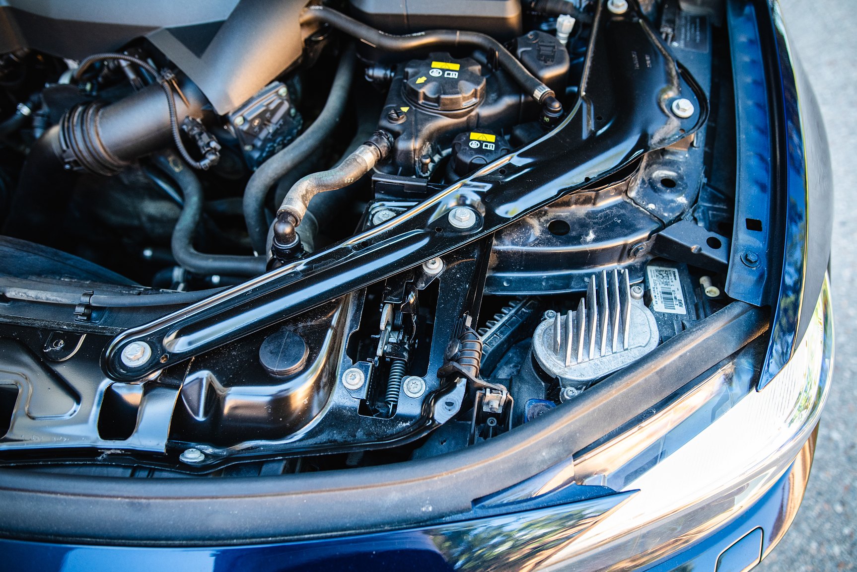Image of 2018 BMW 430i xDrive Convertible mechanics