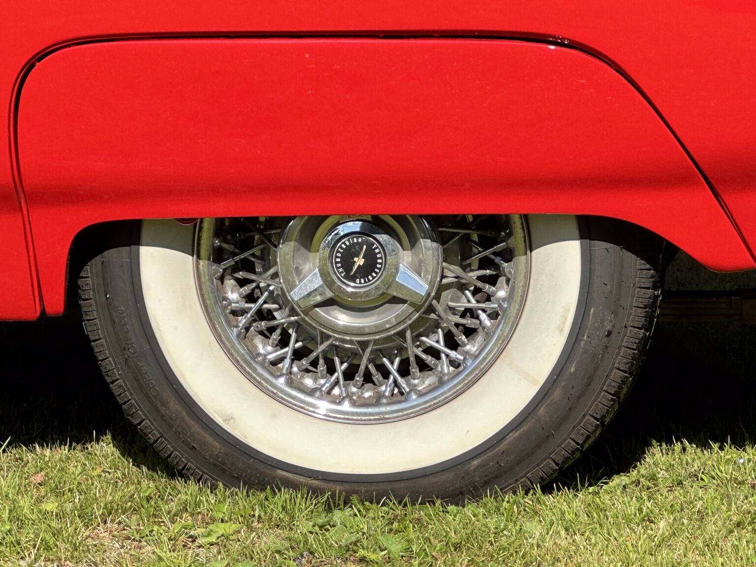 Exteriörbild på 1961 Ford Thunderbird Convertible