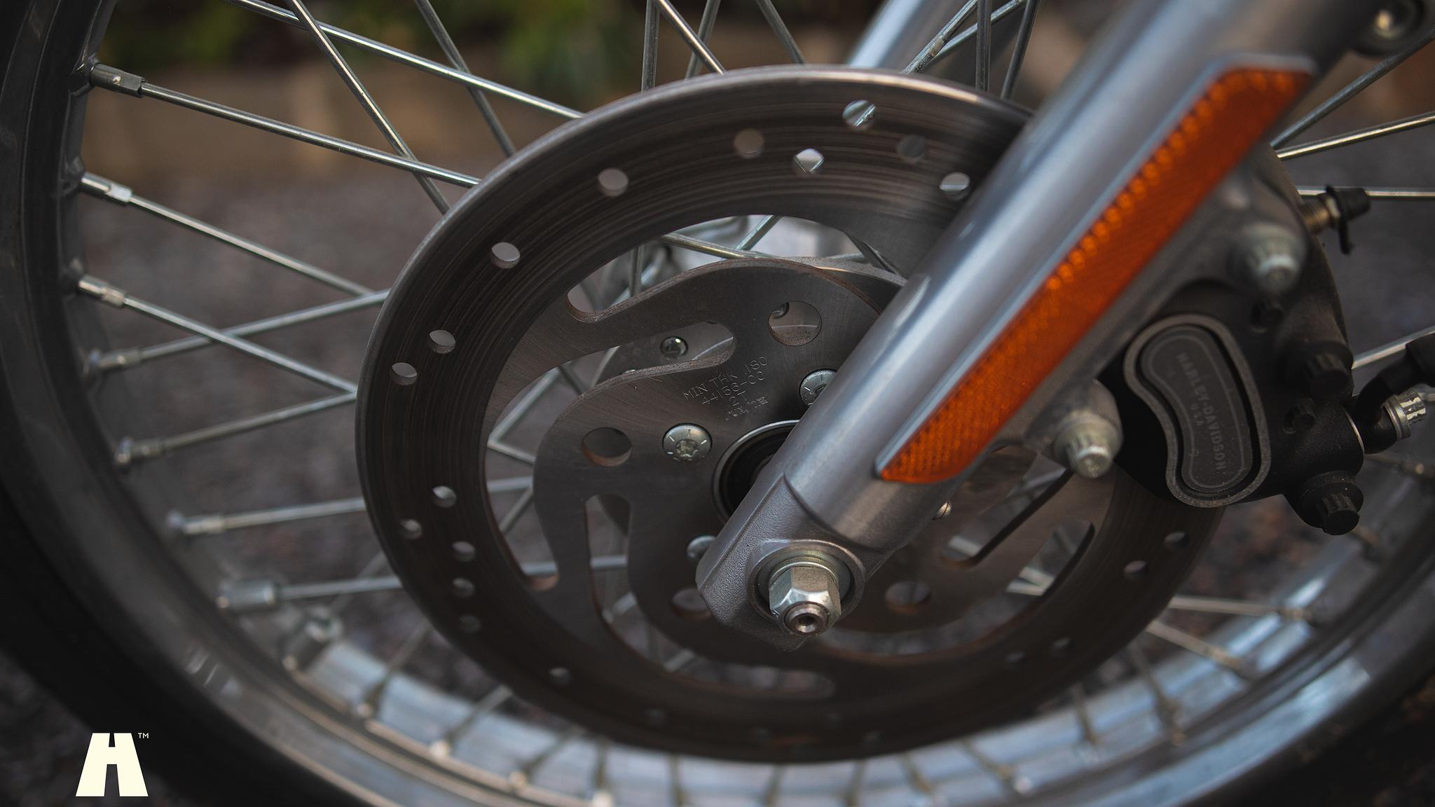 Image of 2003 Harley Davidson Sportster 1200C 100th Anniversary Edition mechanics