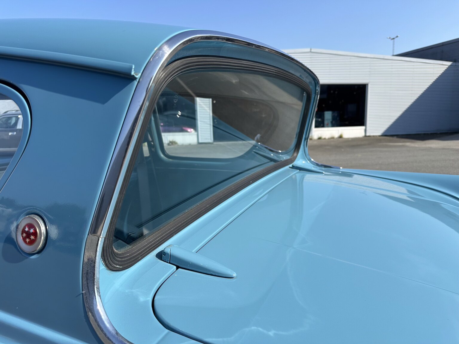Exteriörbild på 1961 Ford Anglia