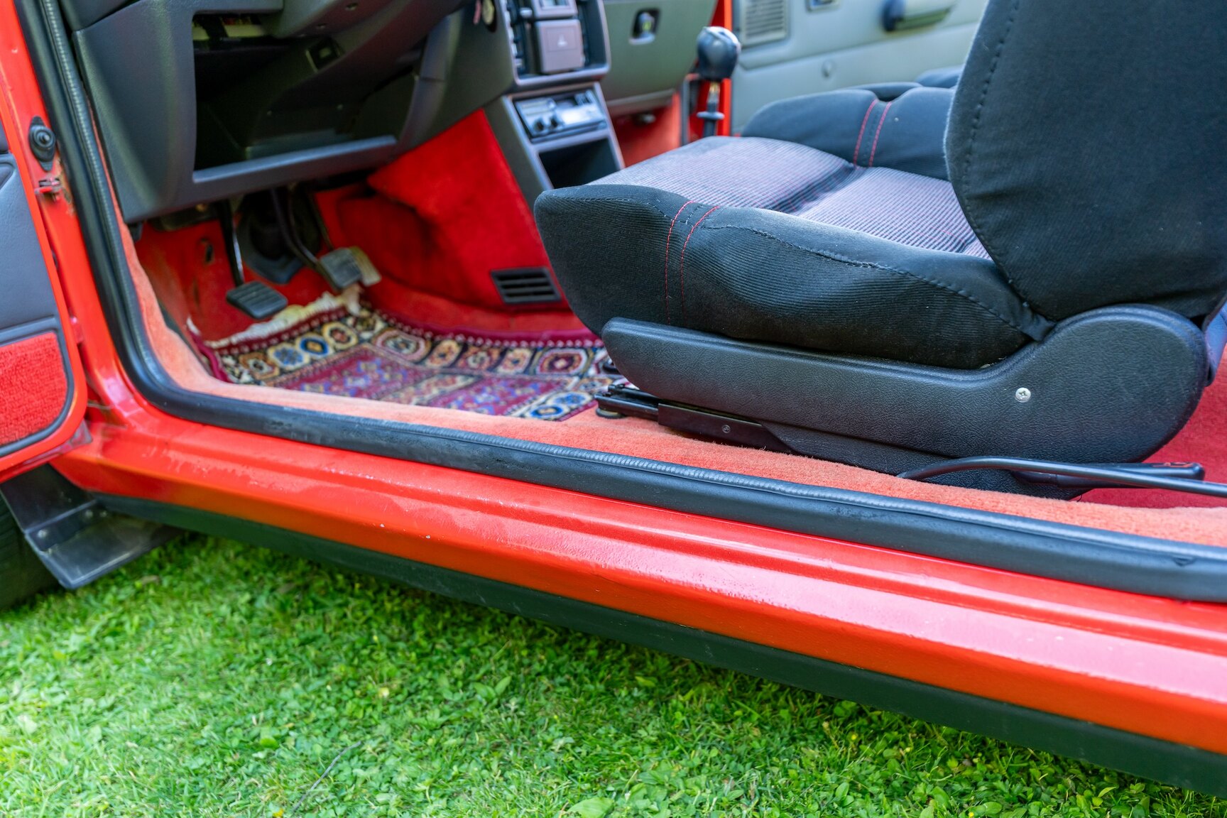 Innenraumfoto von 1987 Peugeot 205 CTI 1.6