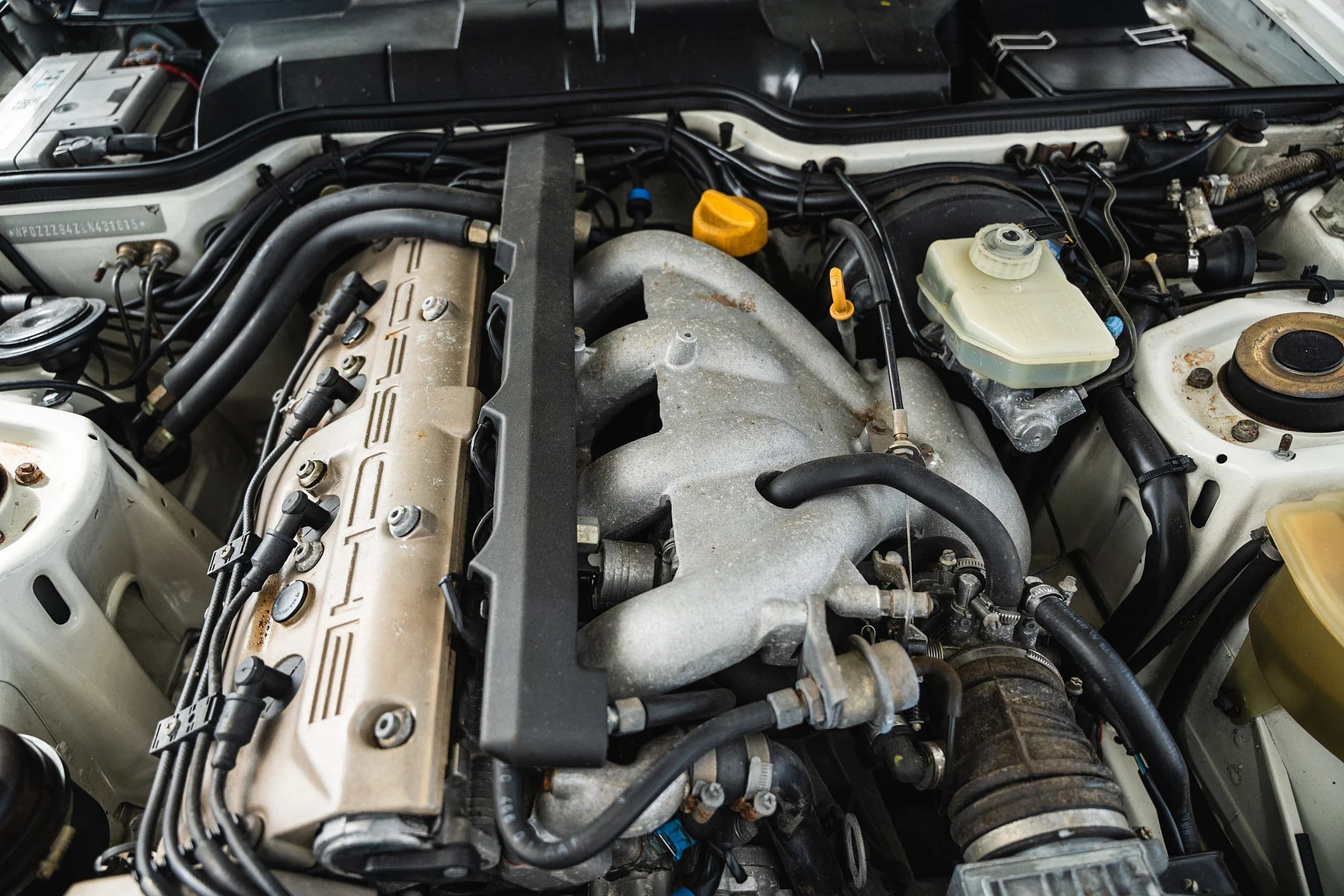 Image of 1990 Porsche 944 S2 Cabriolet  mechanics (14)