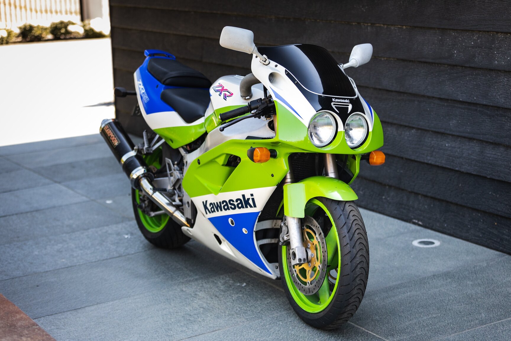 Exteriörbild på 1992 Kawasaki ZX 750 J