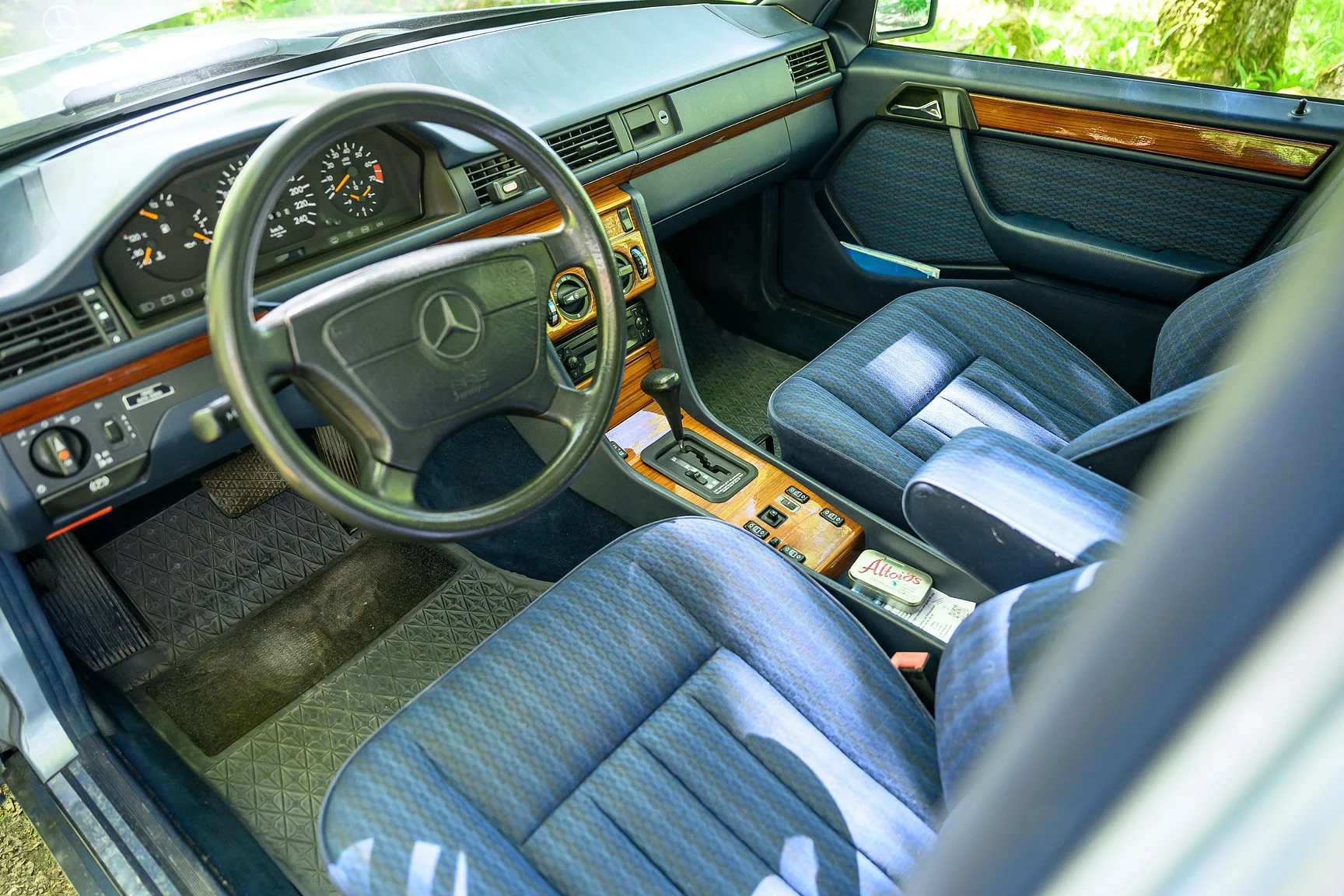 Interiörbild 1992 Mercedes-Benz 300 TE (1)