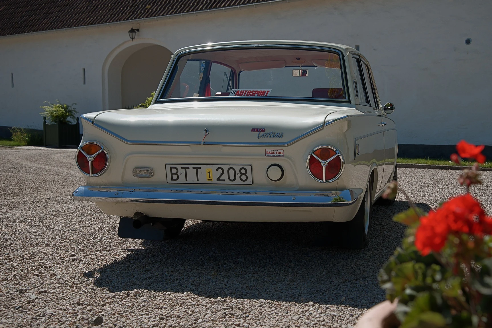 Exterior image of 1966 Ford  Cortina GT (2)