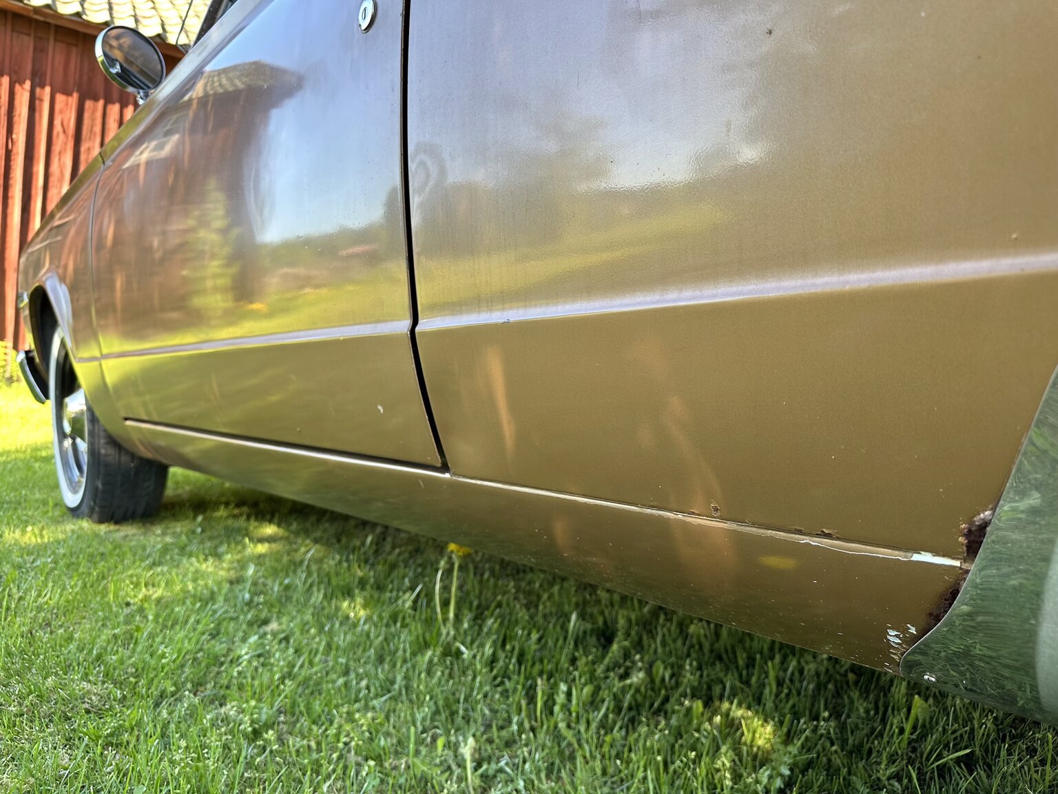 Aussenfoto 1966 Plymouth Valiant 100 2-door Sedan