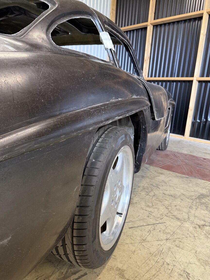 Exterior image of 2000 Mercedes-Benz SLK 230 "Gullwing" (7)