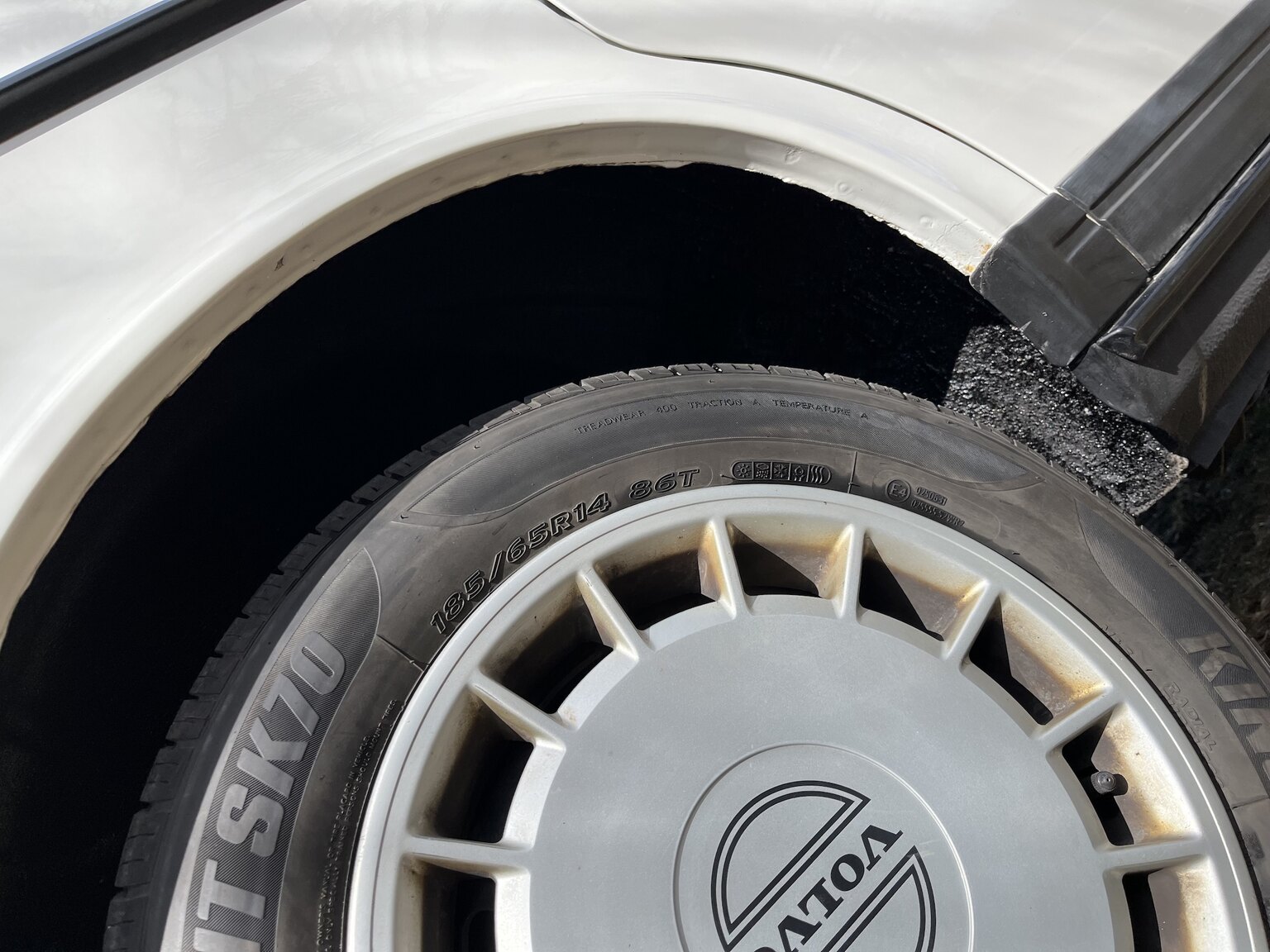 Exterior image of 1993 Volvo 245 GL