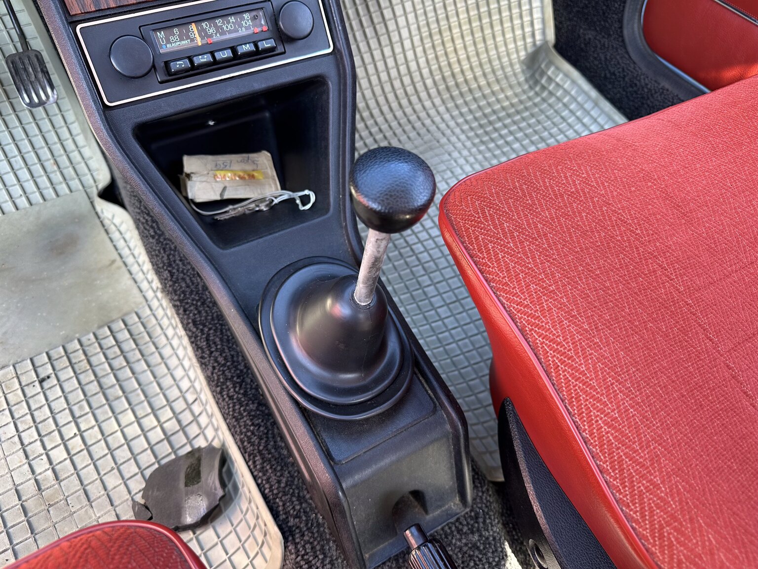 Interiörbild 1974 Volkswagen Passat Two Door