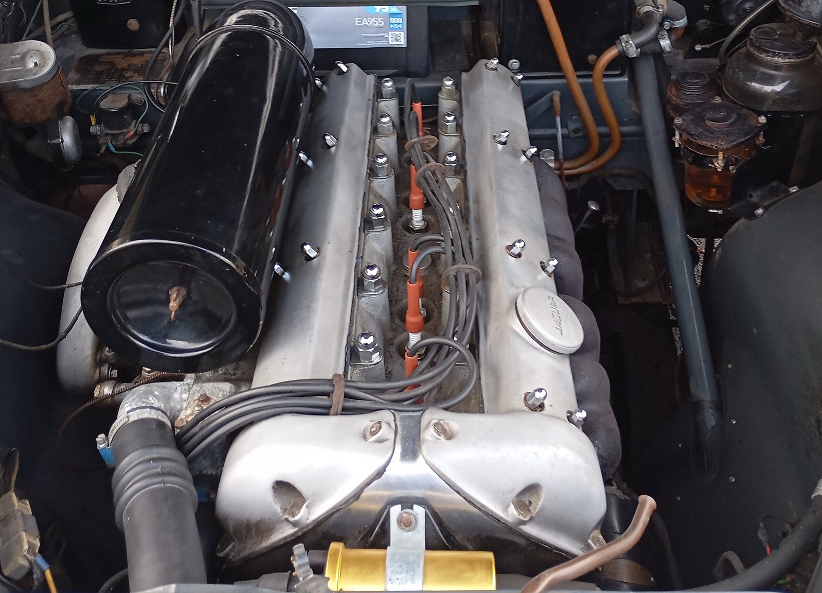 Image of 1954 Jaguar Mark VII mechanics