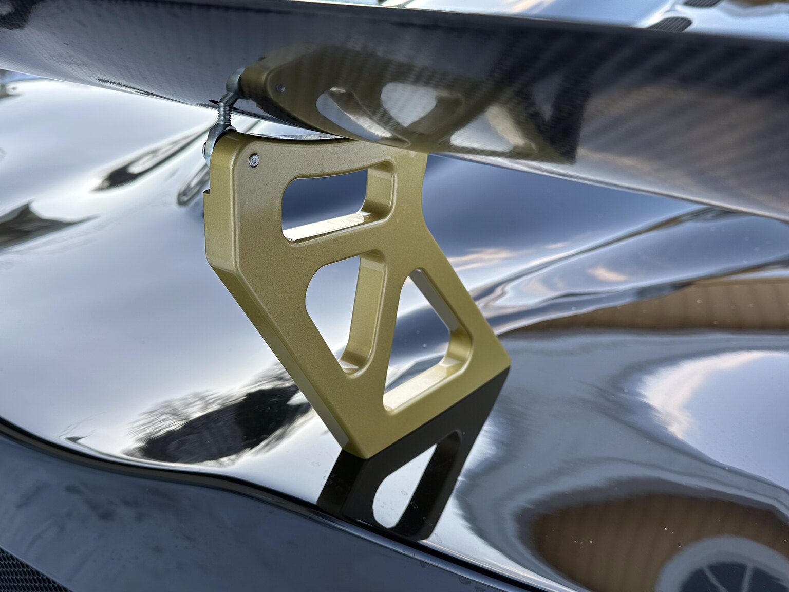 Exterior image of 2021 Ultima Evolution LS3